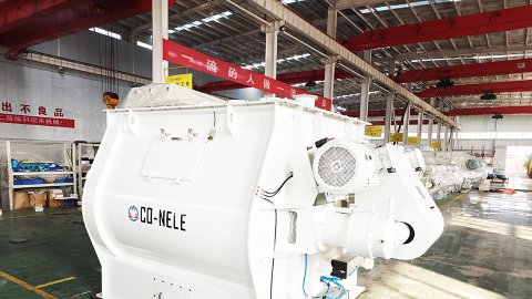 双轴干粉搅拌机在搅拌不同物料时应该做哪些准备